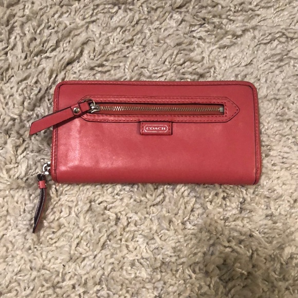 Coach Wallet - Picture 1 of 4